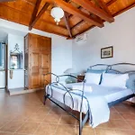 Panorama Skopelos Pensionat Stafylos