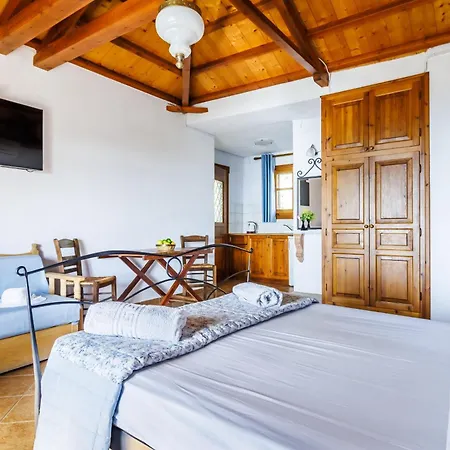 ゲストハウス Panorama Skopelos